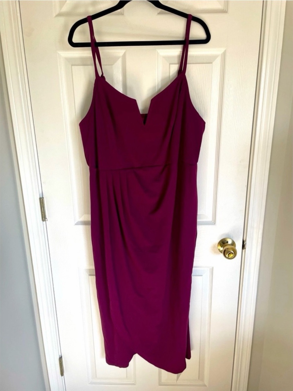 BloomChic Magenta Spaghetti-Strap Midi Dress